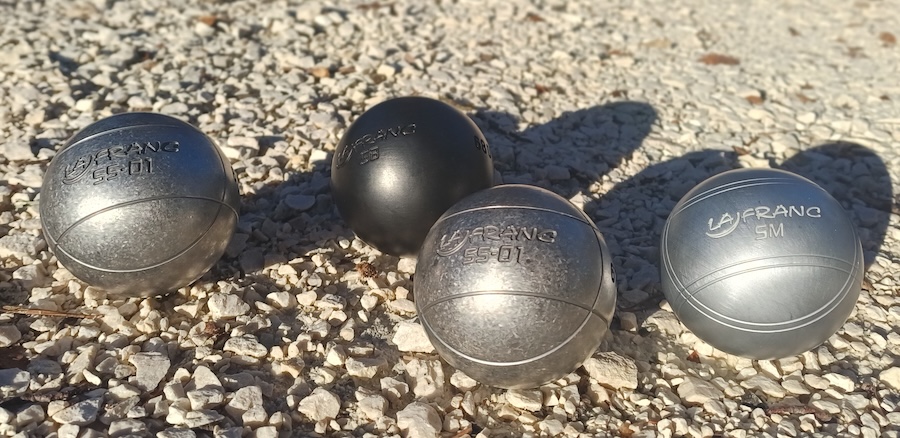 les boules de pétanque de la gamme La Franc